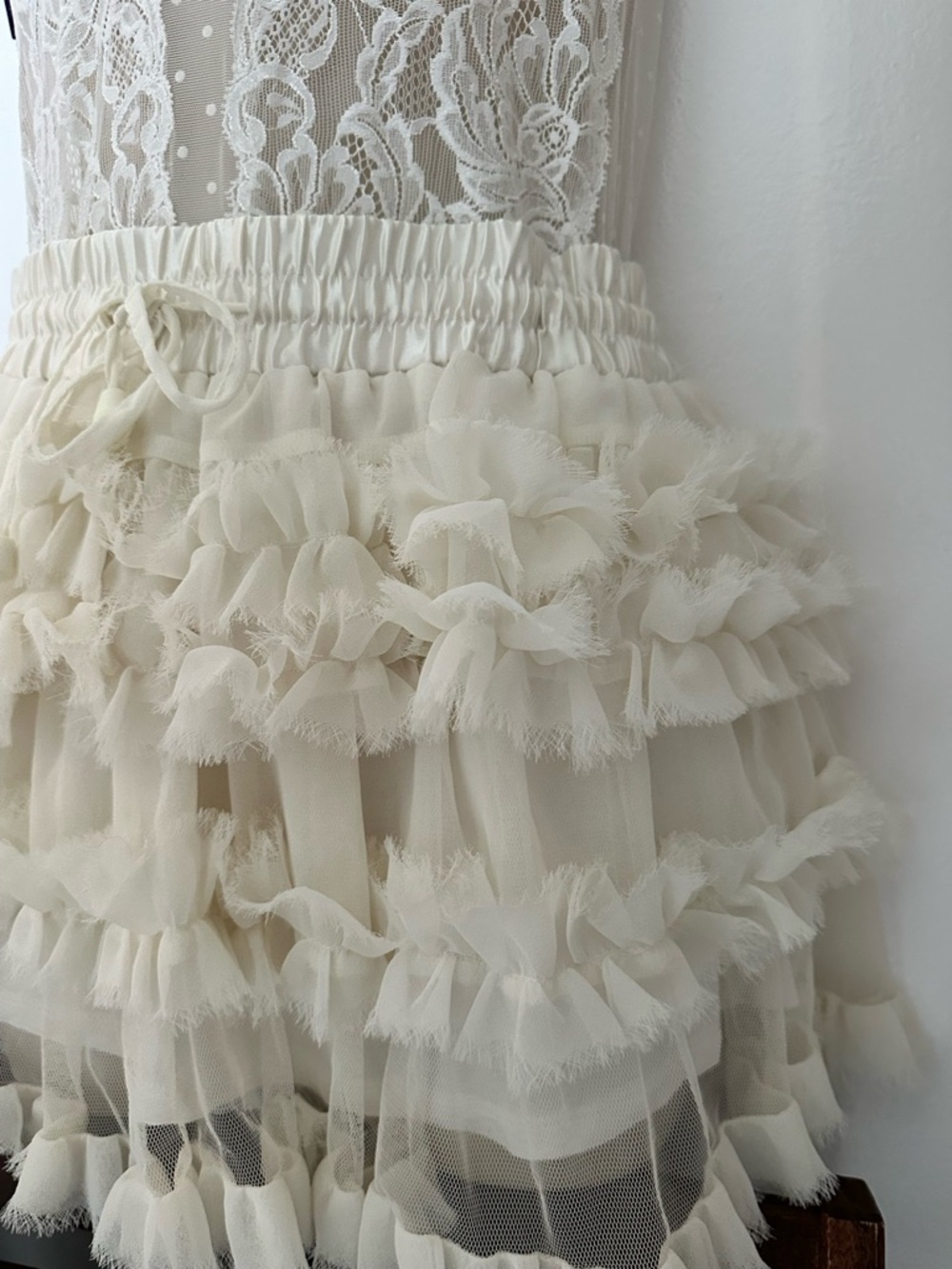 Vintage Women's White Ruffle Layered Mini Skirt - Unbranded - Picture 6 of 10